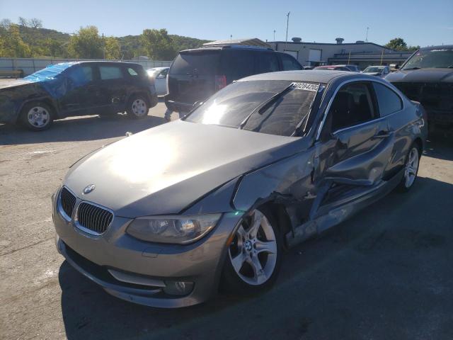 WBAKF9C57DE859854 - 2013 BMW 335 XI GRAY photo 2