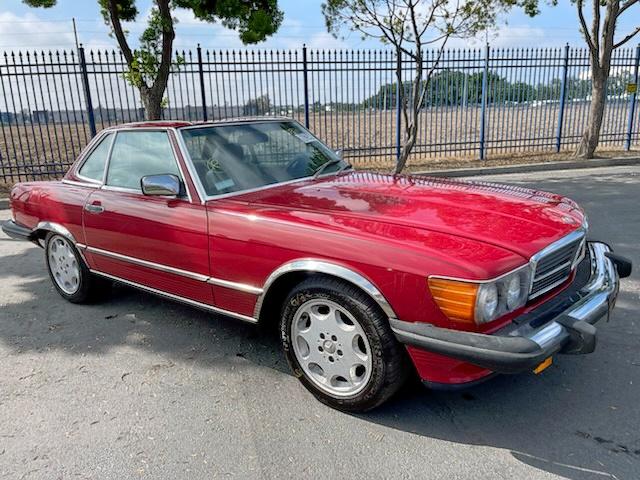 WDBBA48D9HA055510 - 1987 MERCEDES-BENZ 560 SL RED photo 1