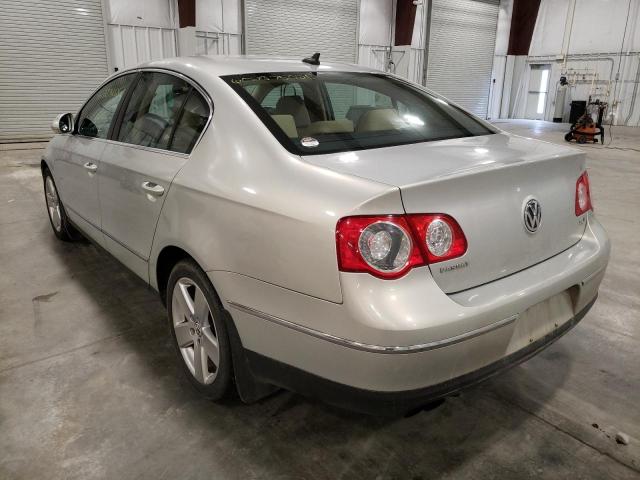 WVWJK73C99P010298 - 2009 VOLKSWAGEN PASSAT TUR SILVER photo 3