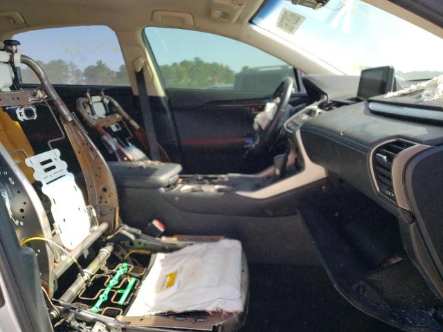 JTJYARBZXK2149603 - 2019 LEXUS NX 300 BAS 银色 照片 5