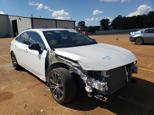 4T1BZ1FB6KU005434 - 2019 TOYOTA AVALON XLE WHITE photo 1