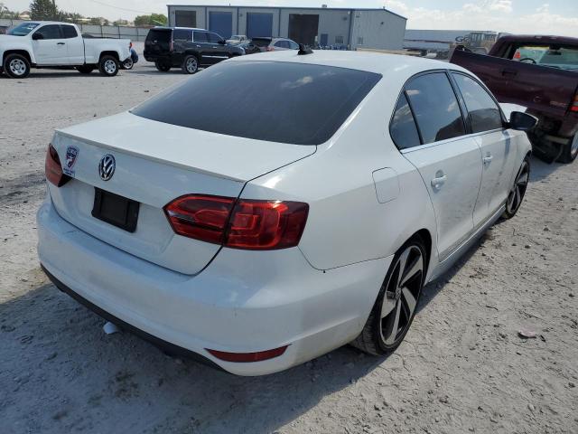 3VW467AJ6DM234708 - 2013 VOLKSWAGEN JETTA GLI WHITE photo 4