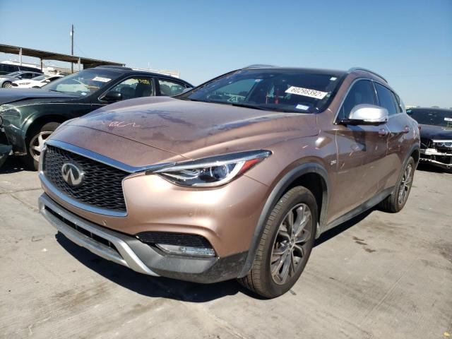 SJKCH5CR6HA024318 - 2017 INFINITI QX30 BASE BROWN photo 2