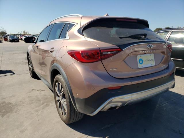 SJKCH5CR6HA024318 - 2017 INFINITI QX30 BASE BROWN photo 3