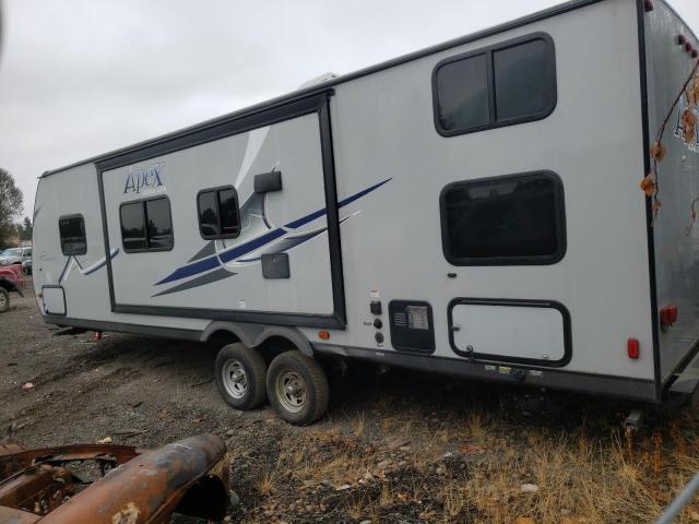5ZT2CXTB3JF014140 - 2018 COACH APEX GRAY photo 3