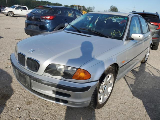 WBAAM3330XFP55010 - 1999 BMW 323 I AUTO SILVER photo 2