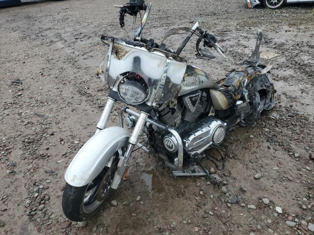 5VPCB36N1C3000248 - 2012 VICTORY MOTORCYCLES KINGPIN 白色 照片 2