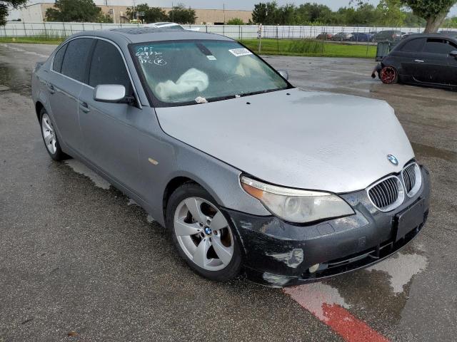 WBANA73504B811890 - 2004 BMW 530I ვერცხლისფერი ფოტო 1