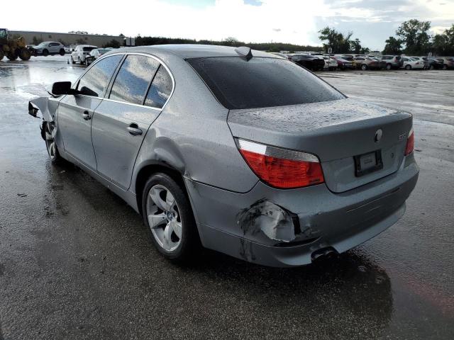 WBANA73504B811890 - 2004 BMW 530I ვერცხლისფერი ფოტო 3