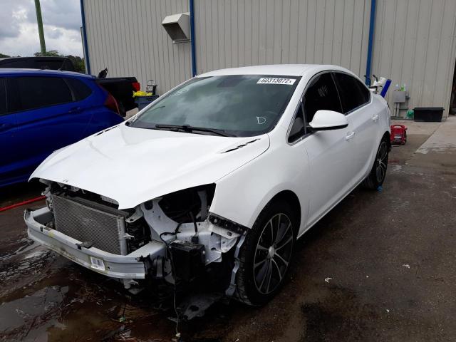 1G4PW5SK6G4159905 - 2016 BUICK VERANO SPO WHITE photo 2