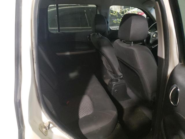 3GNBAADB2AS632118 - 2010 CHEVROLET HHR LS WHITE photo 6