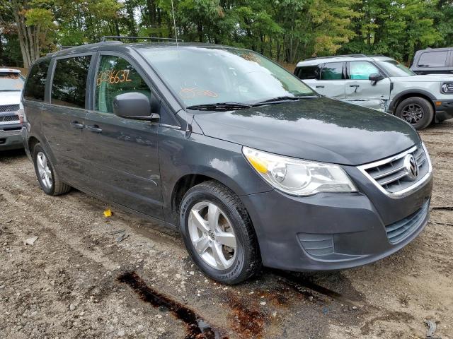 2V4RW3DG4BR695015 - 2011 VOLKSWAGEN ROUTAN SE CHARCOAL photo 1