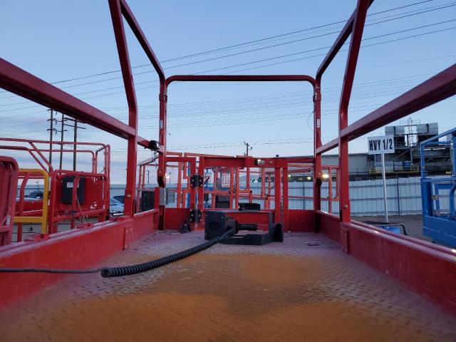 16700713 - 2019 MEC LIFT RED photo 5