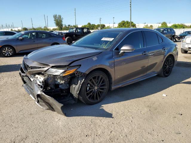 4T1K61AK5NU005364 - 2022 TOYOTA CAMRY XSE GRAY photo 2