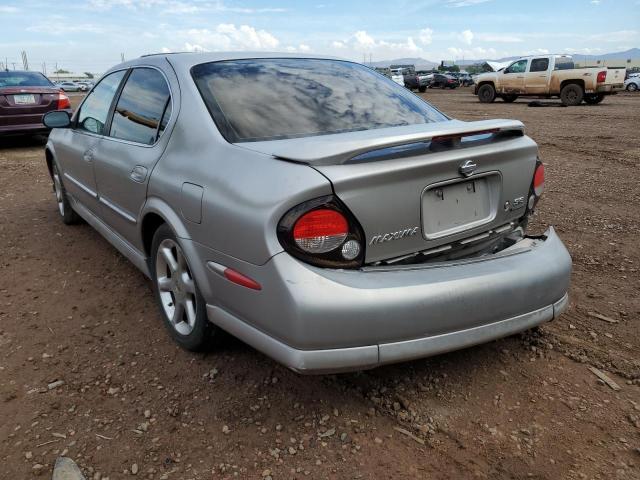 JN1CA31A11T303035 - 2001 NISSAN MAXIMA GXE SILVER photo 3