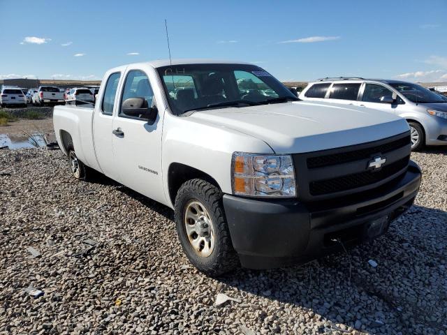 1GCSKPE09AZ213045 - 2010 CHEVROLET 1500 SILVE WHITE photo 1