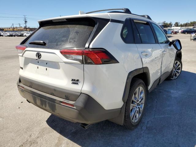 2T3A1RFV1NW250228 - 2022 TOYOTA RAV4 XLE P WHITE photo 4