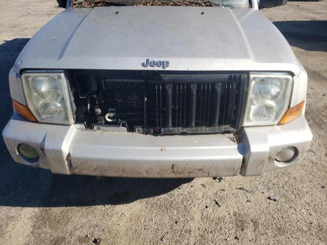 1J8HG48N36C139934 - 2006 JEEP COMMANDER SILVER photo 10