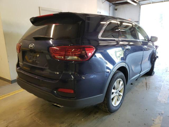 5XYPGDA57LG614618 - 2020 KIA SORENTO S BLUE photo 4