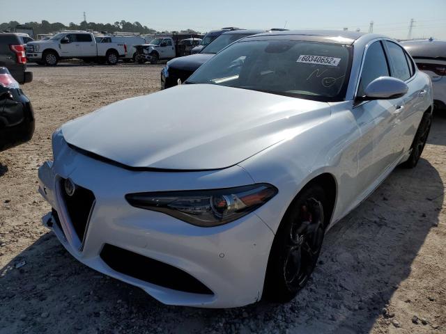 ZARFAEEN6J7572780 - 2018 ALFA ROMEO GIULIA TI WHITE photo 2