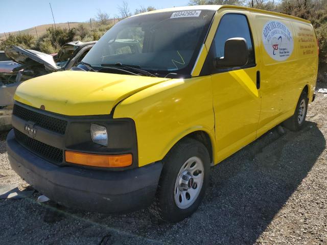 1GTS8AF43B1115724 - 2011 GMC SAVANA G15 YELLOW photo 2