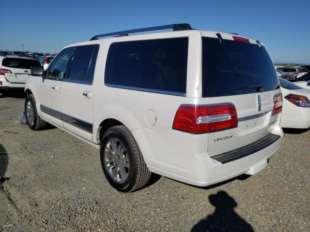 5LMJJ3H50AEJ02818 - 2010 LINCOLN NAVIGATOR WHITE photo 3