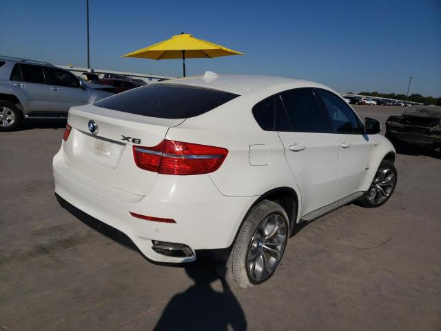 5UXFG8C53CLZ97122 - 2012 BMW X6 XDRIVE5 WHITE photo 4