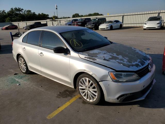 3VW1K7AJ7EM396976 - 2014 VOLKSWAGEN JETTA BASE Արծաթագույն լուսանկար 1