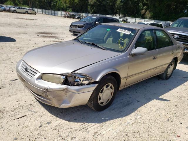 4T1BG22K9XU577462 - 1999 TOYOTA CAMRY CE GOLD photo 2