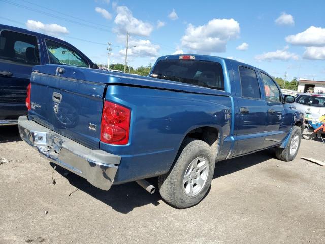 1D7HW48N05S167601 - 2005 DODGE DAKOTA QUA BLUE photo 4