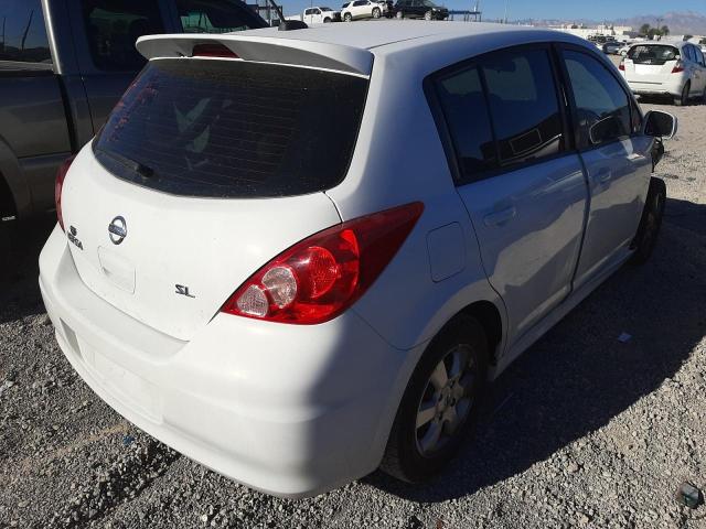 3N1BC1CP1BL393577 - 2011 NISSAN VERSA S WHITE photo 4