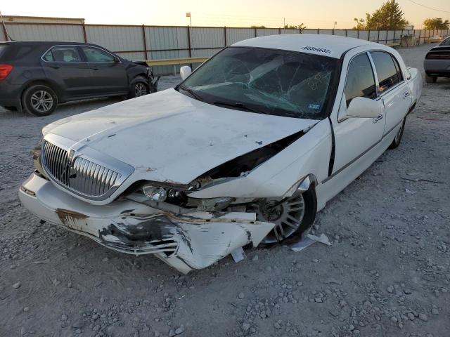 2LNBL8CV8AX623421 - 2010 LINCOLN TOWN CAR S WHITE photo 2