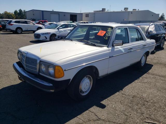 12312310130552 - 1979 MERCEDES-BENZ 240D WHITE photo 2