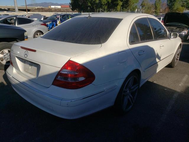 WDBUF56J26A810227 - 2006 MERCEDES-BENZ E 350 WHITE photo 4