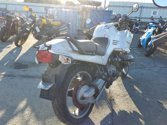 WB1041602R0310498 - 1994 BMW R1100 RS WHITE photo 4