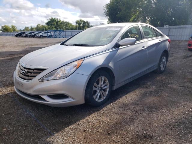 5NPEB4AC9CH485570 - 2012 HYUNDAI SONATA GLS SILVER photo 2