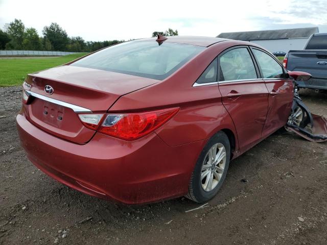 5NPEB4AC9DH662796 - 2013 HYUNDAI SONATA GLS RED photo 4