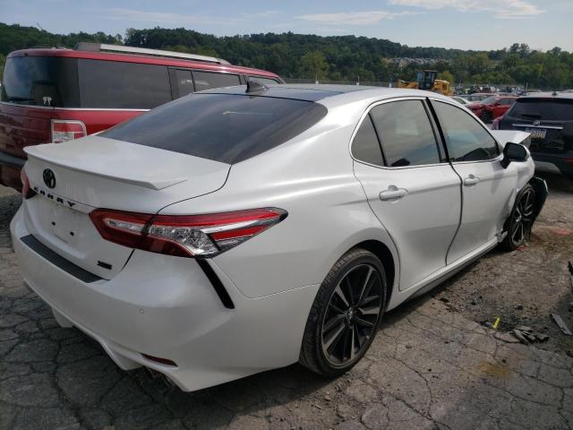 4T1K61AK1LU329960 - 2020 TOYOTA CAMRY XSE WHITE photo 4