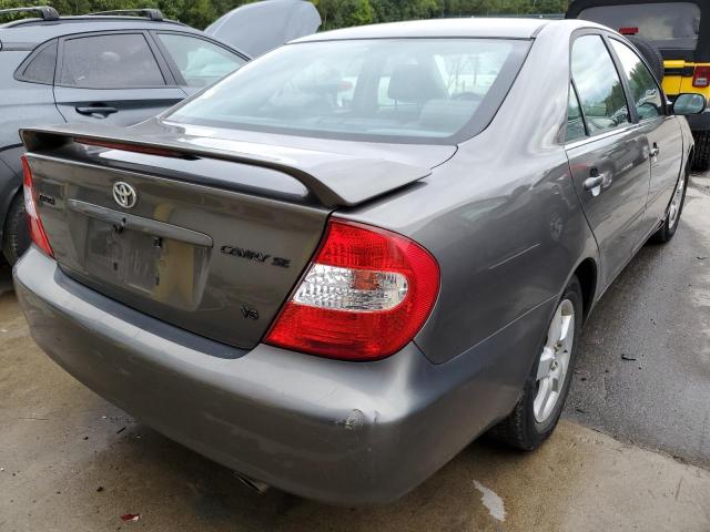 4T1BA32K84U025065 - 2004 TOYOTA CAMRY SE GRAY photo 4