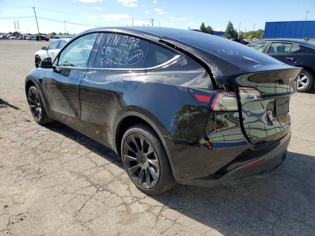 7SAYGDEE0NF481292 - 2022 TESLA MODEL Y Noir photo 3