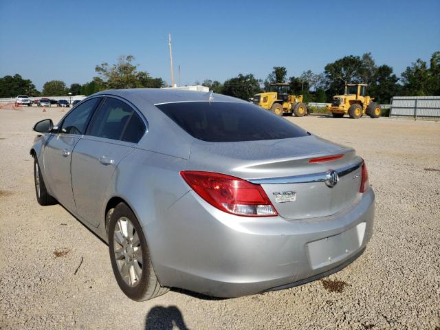 2G4GR5ER0C9213173 - 2012 BUICK REGAL SILVER photo 3