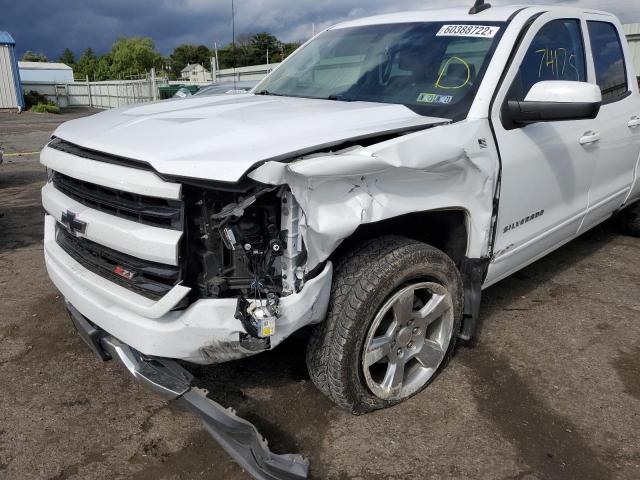 1GCVKRECXJZ357061 - 2018 CHEVROLET SILVER1500 WHITE photo 9