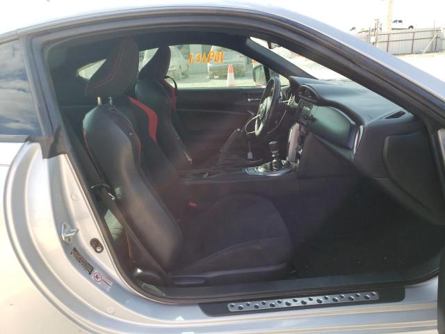 JF1ZNAA19D1724023 - 2013 TOYOTA SCION FR-S SILVER photo 5