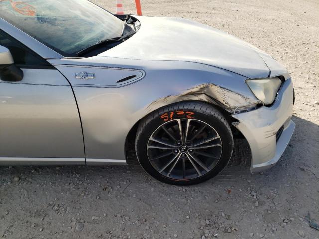 JF1ZNAA19D1724023 - 2013 TOYOTA SCION FR-S SILVER photo 9
