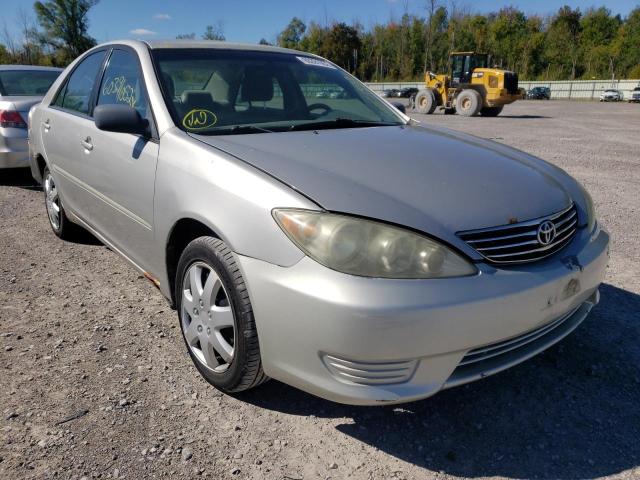 4T1BE32K45U086659 - 2005 TOYOTA CAMRY LE SILVER photo 1