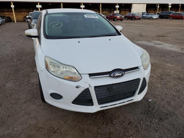 1FADP3F23DL152145 - 2013 FORD FOCUS WHITE photo 9