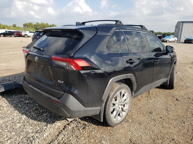 JTMC1RFV7KD021487 - 2019 TOYOTA RAV4 XLE P BLACK photo 4