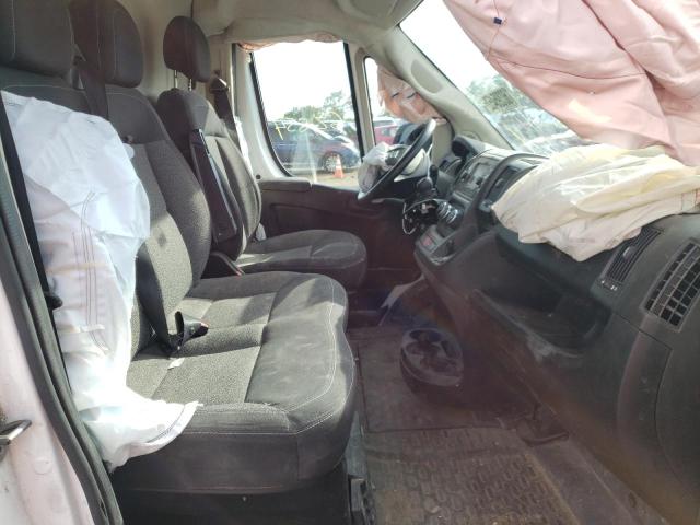 3C6TRVAG3JE118538 - 2018 RAM PROMASTER WHITE photo 5