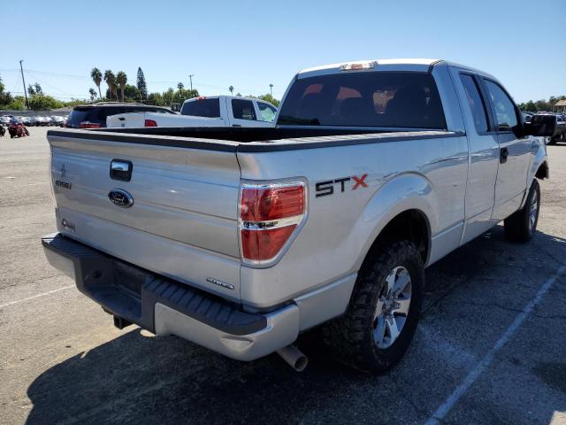 1FTFX1CF5DKF30843 - 2013 FORD F150 SUPER SILVER photo 4