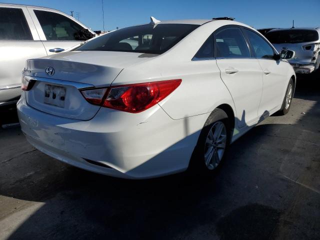 5NPEB4AC2BH122770 - 2011 HYUNDAI SONATA GLS WHITE photo 4